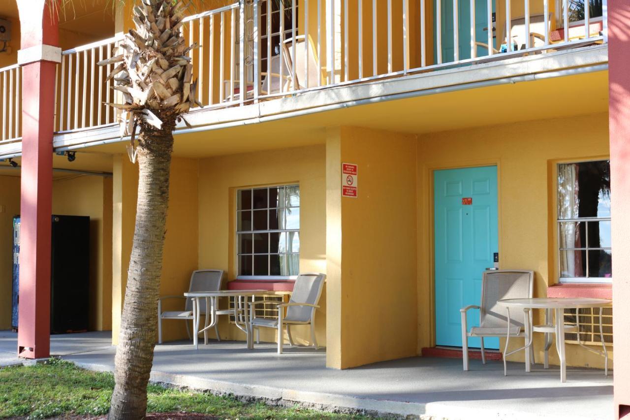 Howard Johnson By Wyndham Lake Front Park Kissimmee Exteriér fotografie