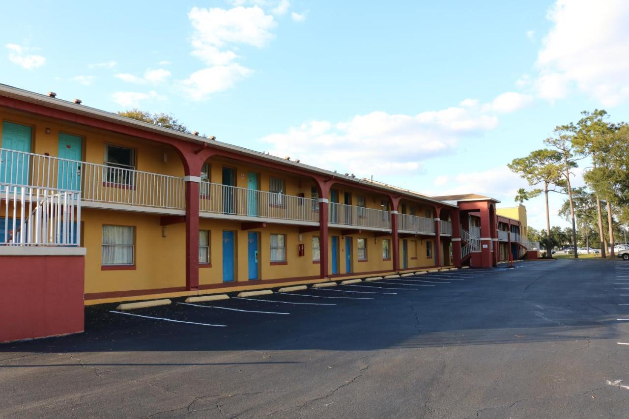 Howard Johnson By Wyndham Lake Front Park Kissimmee Exteriér fotografie