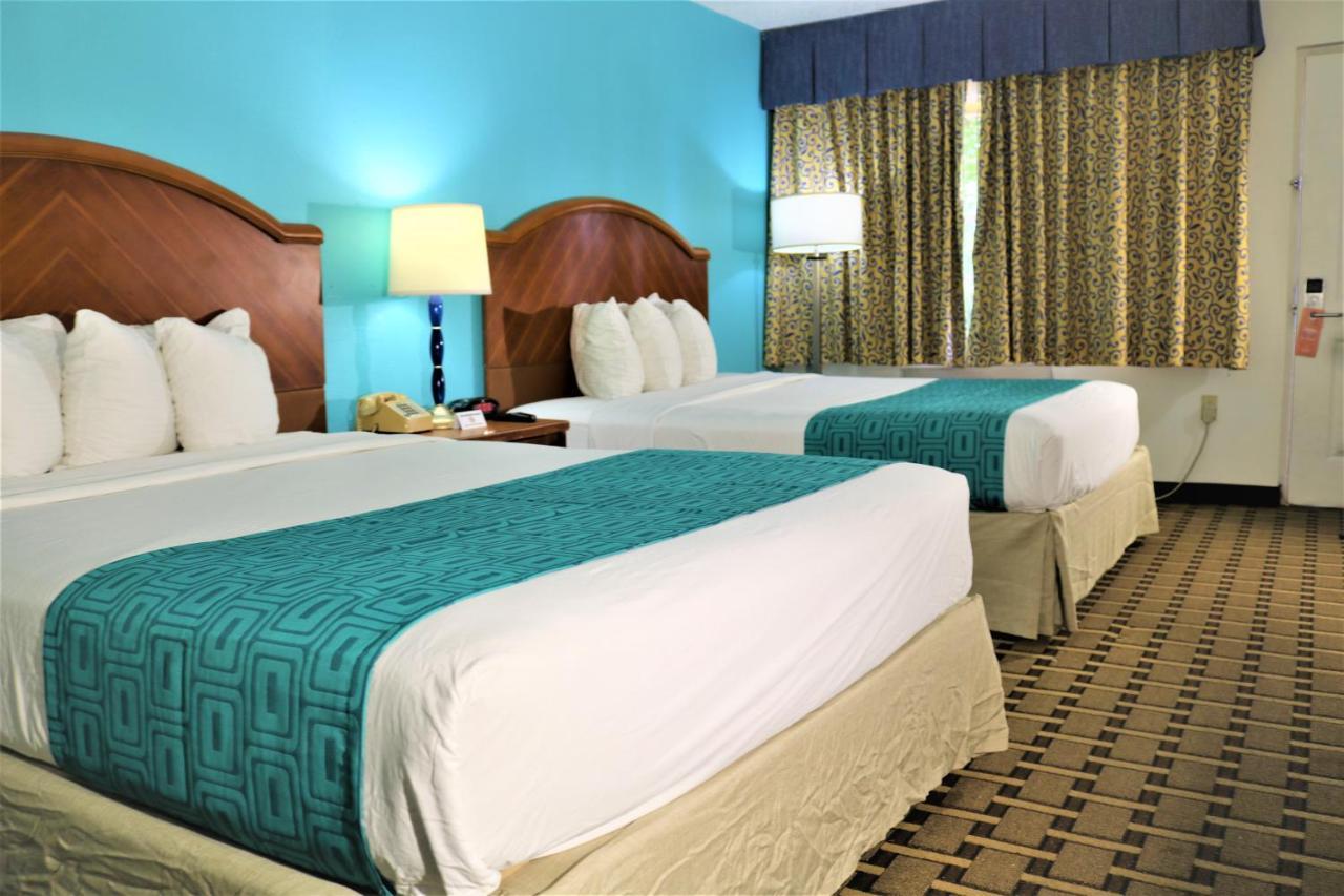 Howard Johnson By Wyndham Lake Front Park Kissimmee Exteriér fotografie