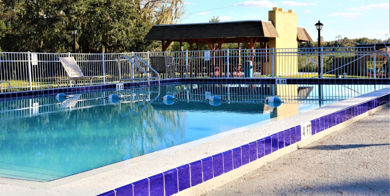 Howard Johnson By Wyndham Lake Front Park Kissimmee Exteriér fotografie
