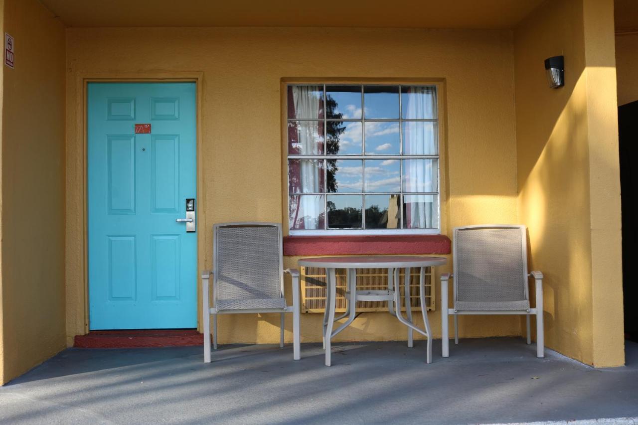 Howard Johnson By Wyndham Lake Front Park Kissimmee Exteriér fotografie